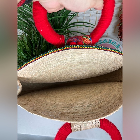 Mexican Artisanal Floral Bag|Mexican Purse with Tassels- Round Straw Clutch - Picture 4 of 5